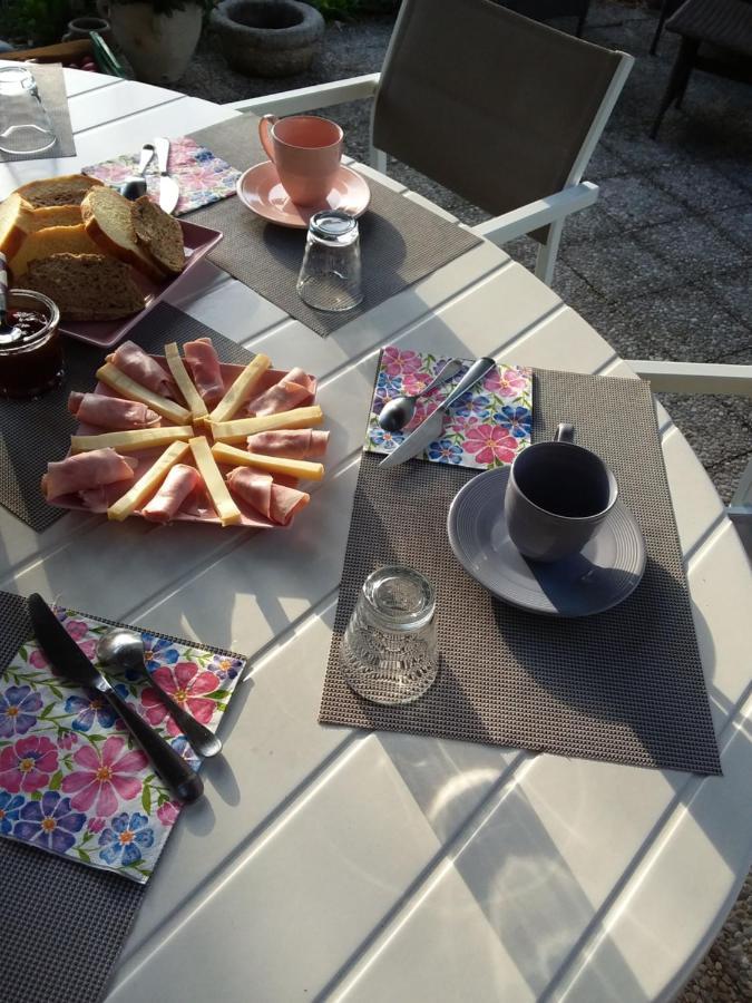Le Grive Bed & Breakfast Chevremont Dış mekan fotoğraf